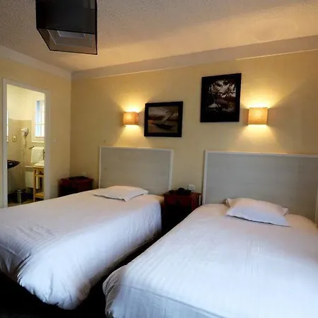 Logis De La Corniche Hotel 3*